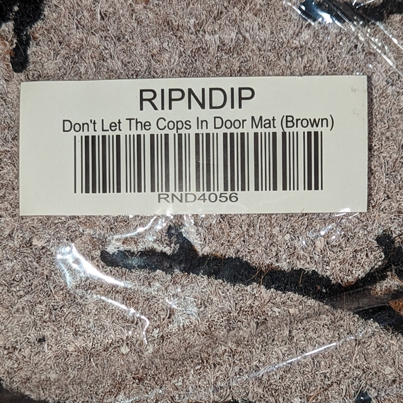 RIPNDIP Don't Let The Cops In Rug - Picture 2 of 2